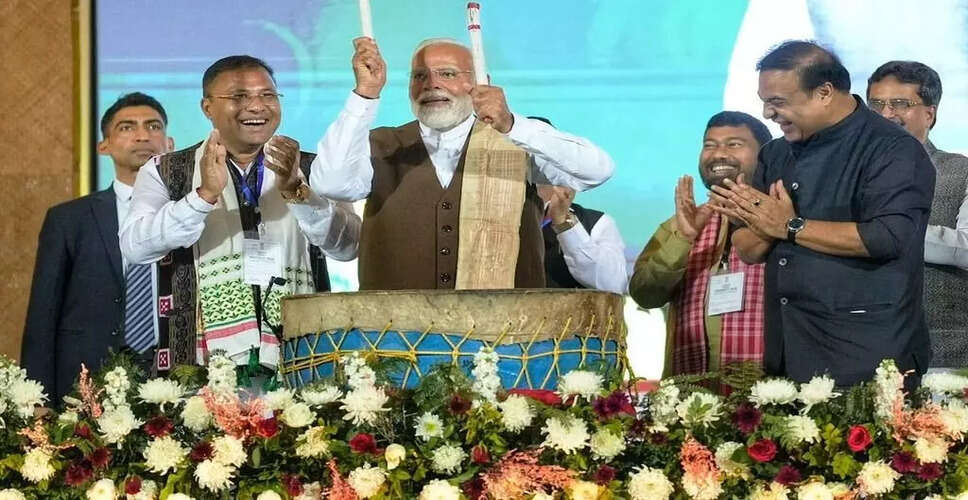 प्रधानमंत्री मोदी का असम दौरा: संस्कृति और बुनियादी ढांचे का संगम