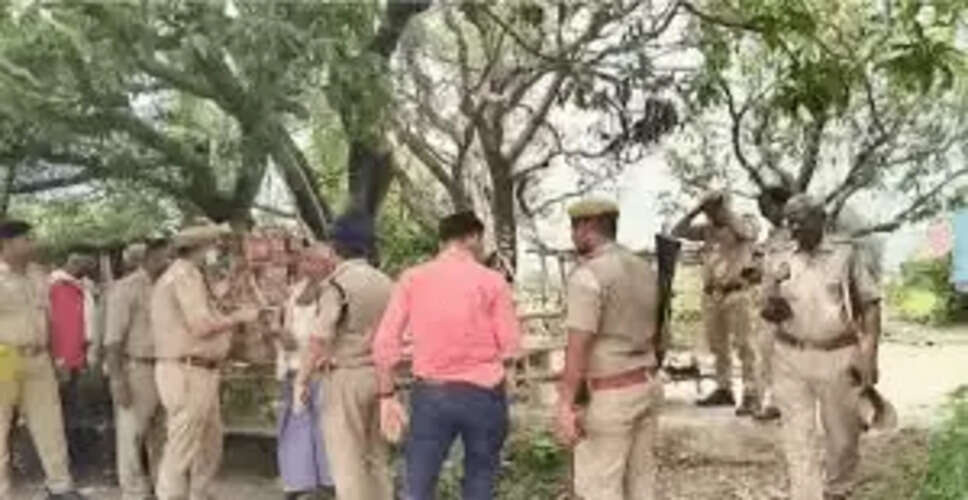 गाजीपुर में बेटे ने परिवार के तीन सदस्यों की हत्या की