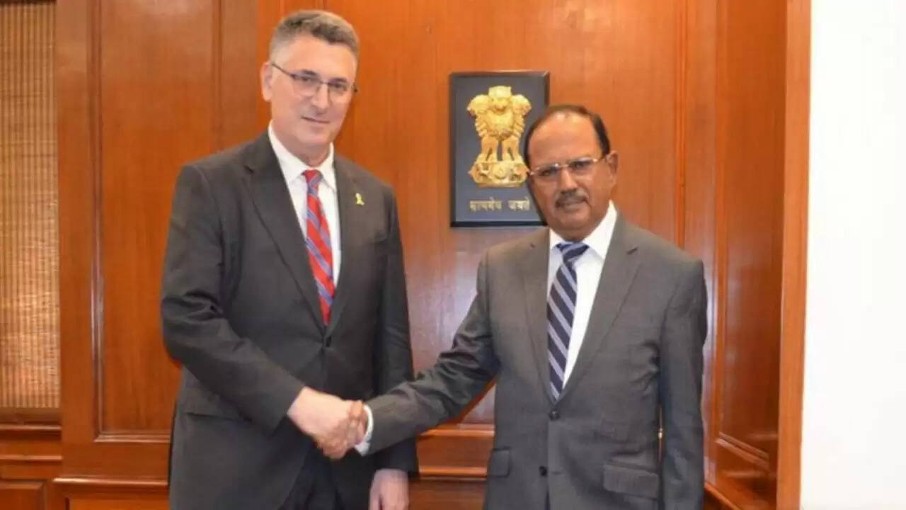 भारत-इजराइल रक्षा सहयोग में नई ऊंचाइयां: तेल अवीव में महत्वपूर्ण समझौता