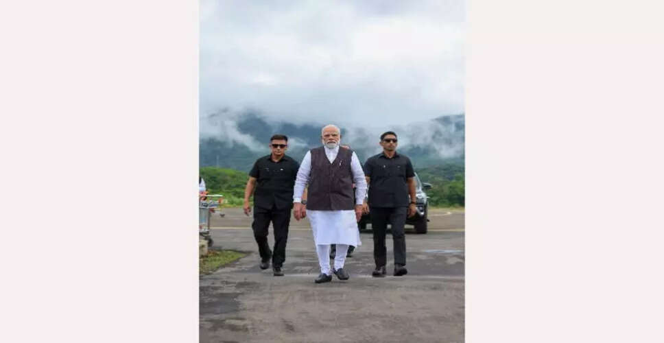 प्रधानमंत्री मोदी का पूर्णिया एयरपोर्ट का उद्घाटन, बिहार में विकास परियोजनाओं की शुरुआत