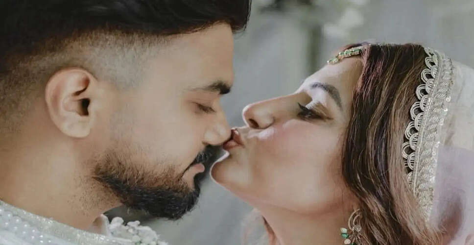 हिना खान और रॉकी जैनवाल ने अपनी पहली शादी की सालगिरह दो दिन बाद मनाई