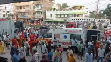 मुजफ्फरपुर अस्पताल में आग से हड़कंप, 25 से अधिक लोगों की मौत की आशंका