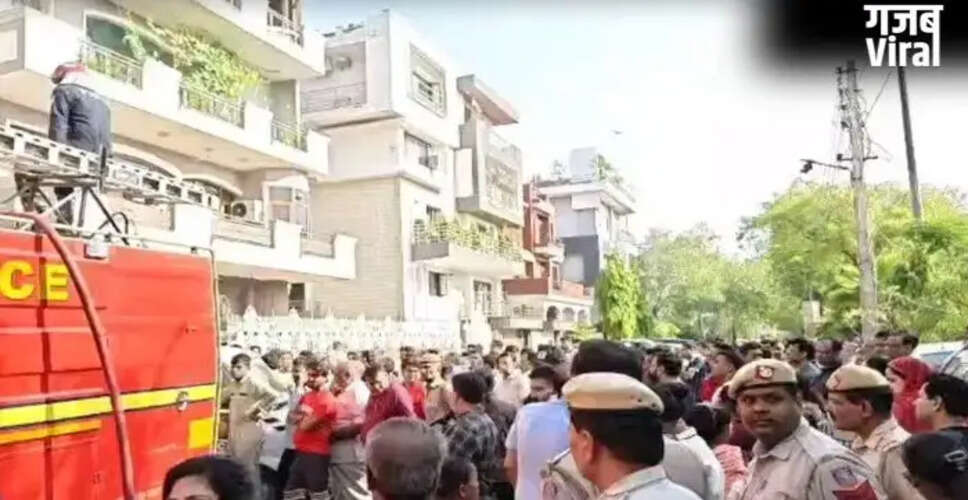 दिल्ली में भीषण आग से 9 लोगों की मौत, कई घायल