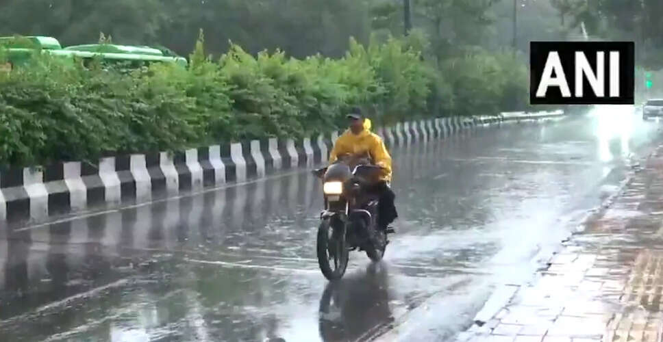 दिल्ली और एनसीआर में बारिश का दौर, मौसम विभाग ने दी चेतावनी