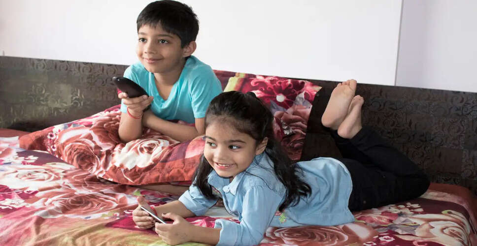 क्या तेज गति वाले बच्चों के कार्यक्रम बच्चों के लिए हानिकारक हैं?