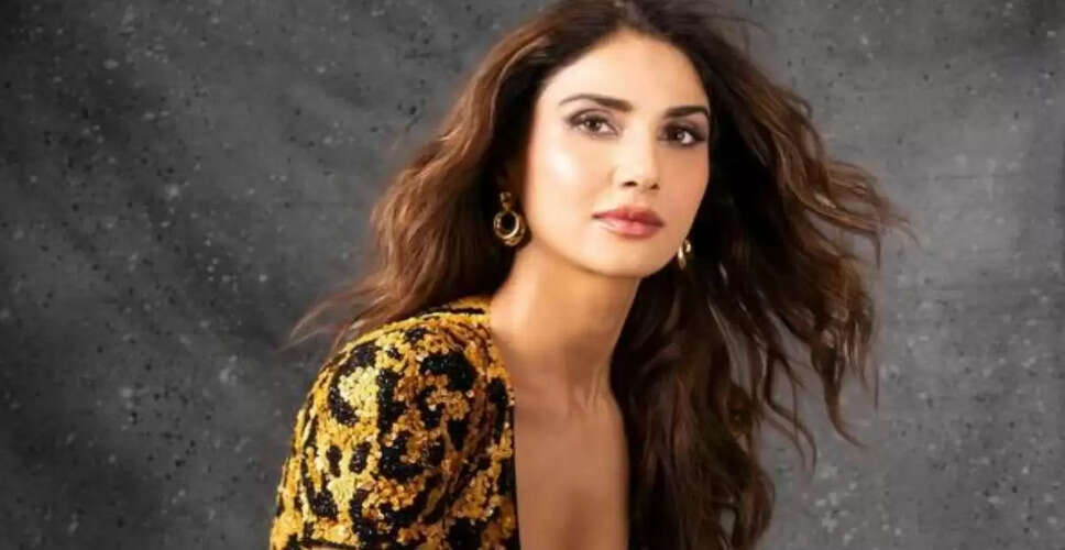 वाणी कपूर का ओटीटी डेब्यू: करियर की चुनौतियों पर खुलकर की बात