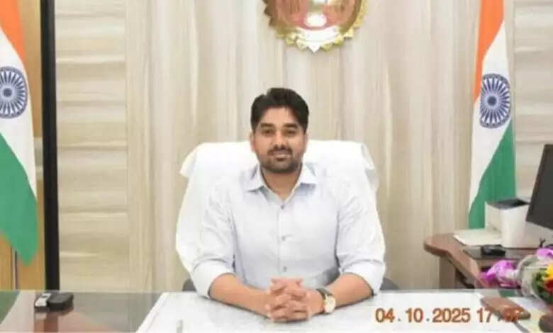 सिंगरौली कलेक्टर का विद्यालय निरीक्षण: प्राचार्य को नोटिस जारी