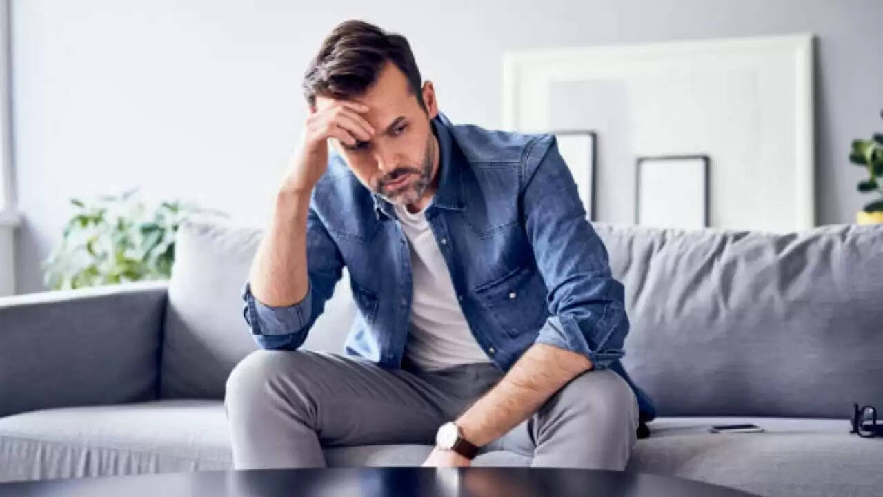 नौकरी या पारिवारिक व्यवसाय: एक युवक की दुविधा