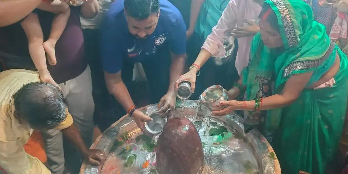 सिद्धनाथ मंदिर: 5 हजार साल पुराना चमत्कारी कुआं जो 27 नदियों का पानी देता है