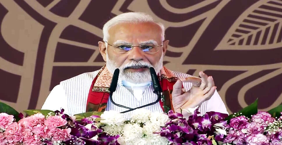 प्रधानमंत्री मोदी ने स्वदेशी वस्तुओं के महत्व पर जोर दिया