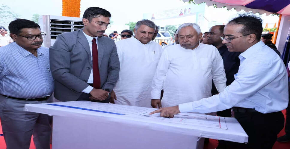 बिहार में विकास योजनाओं का शुभारंभ, मुख्यमंत्री नीतीश कुमार ने रखी नींव