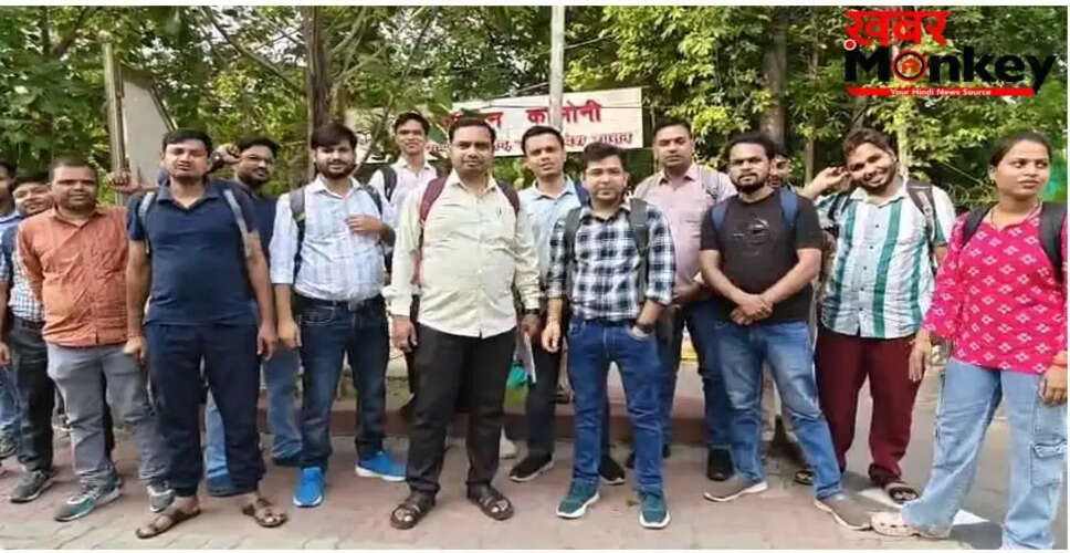 लखनऊ में एक्सरे टेक्नीशियन भर्ती 2023 के अभ्यर्थियों का प्रदर्शन