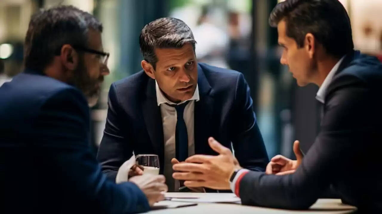 तीन अंक: क्यों माना जाता है अशुभ? जानें एस्ट्रो टिप्स