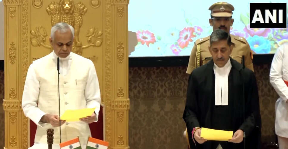 आचार्य देवव्रत बने महाराष्ट्र के नए राज्यपाल, शपथ समारोह में शामिल हुए मुख्यमंत्री