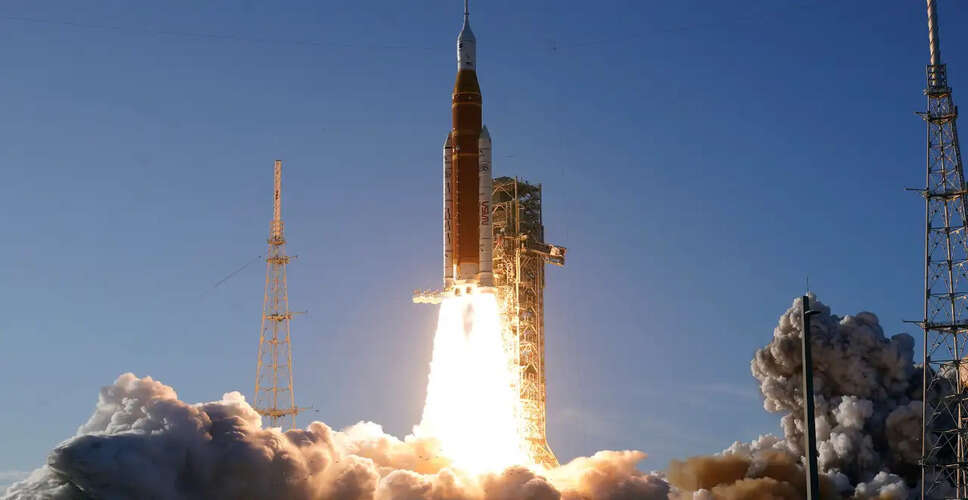 आर्टेमिस II में अंतरिक्ष यात्रियों को मिला अजीब जलने की गंध