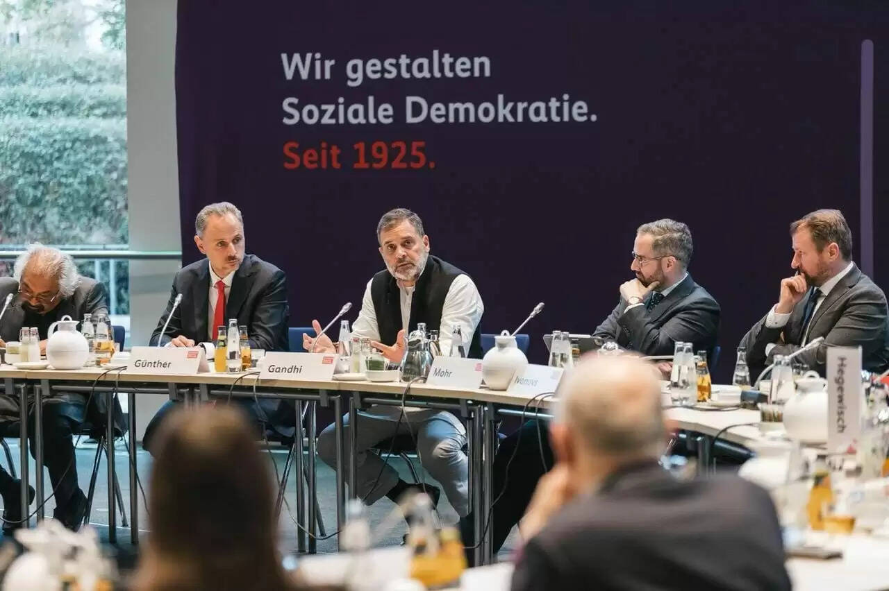 राहुल गांधी का जर्मनी में प्रोडक्शन पर जोर, चीन पर उठाए सवाल