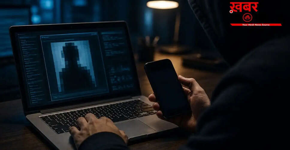 भदोई में साइबर कैफे संचालक पर महिला को ब्लैकमेल करने का आरोप