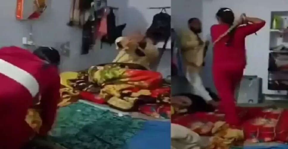 अमेठी में महिला ने मौलाना पर लगाया गंभीर आरोप, वीडियो हुआ वायरल