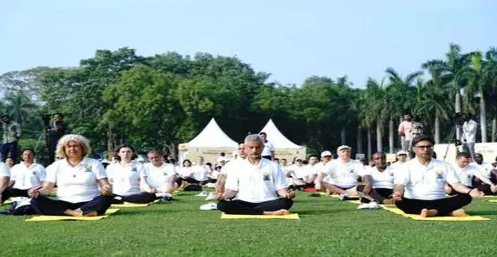 अंतर्राष्ट्रीय योग दिवस पर मानवता के लिए योग का संदेश