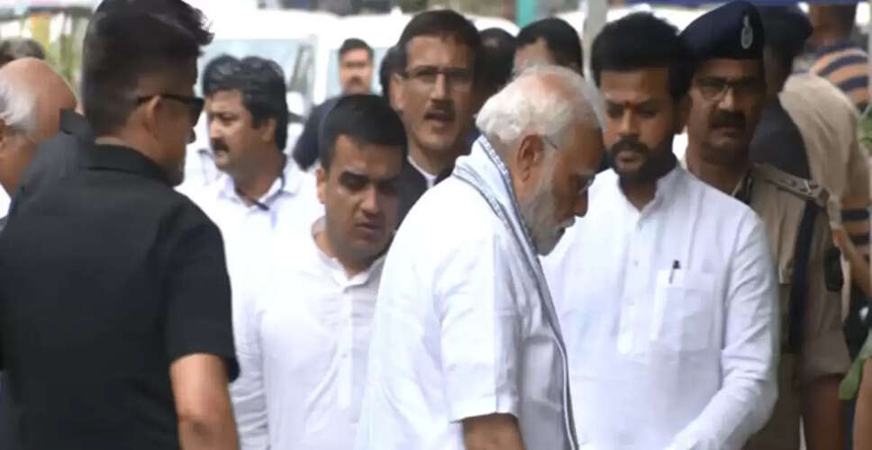 PM Modi Visits Ahmedabad After Air India Plane Crash, Offers Support to Victims