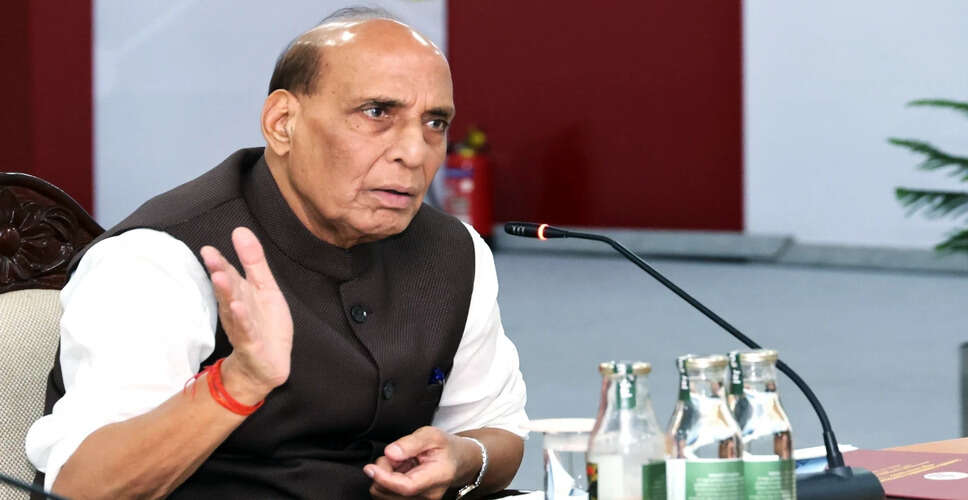 रक्षा मंत्री ने छावनी बोर्डों के स्मार्ट और टिकाऊ विकास पर जोर दिया