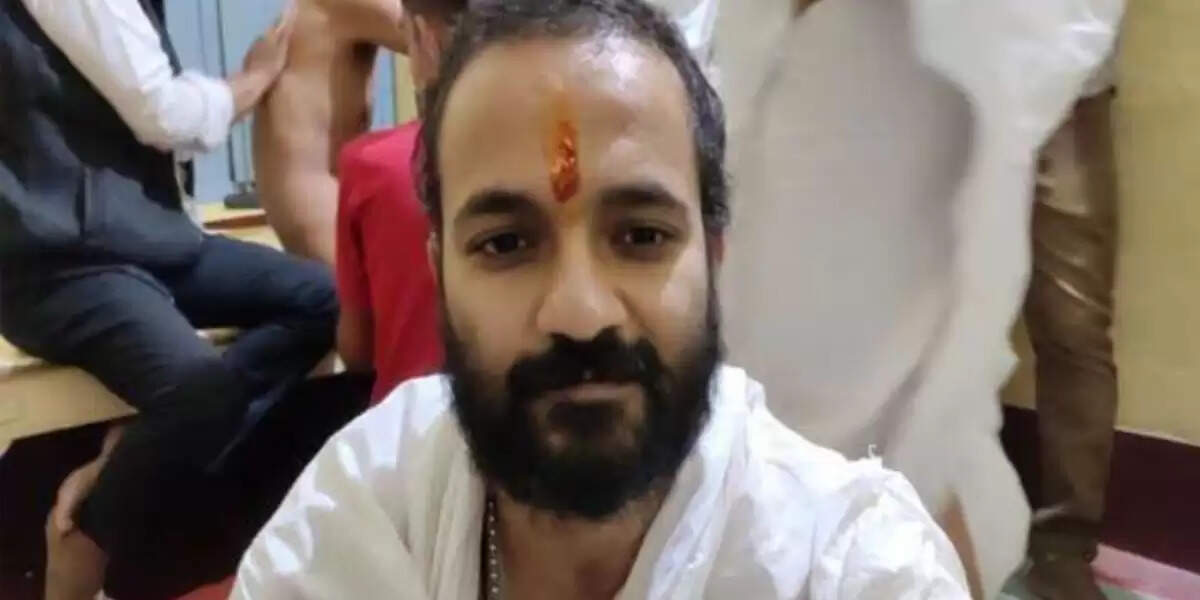 महाकुंभ में आईआईटी से पढ़े 5 संत: आध्यात्मिकता की ओर यात्रा