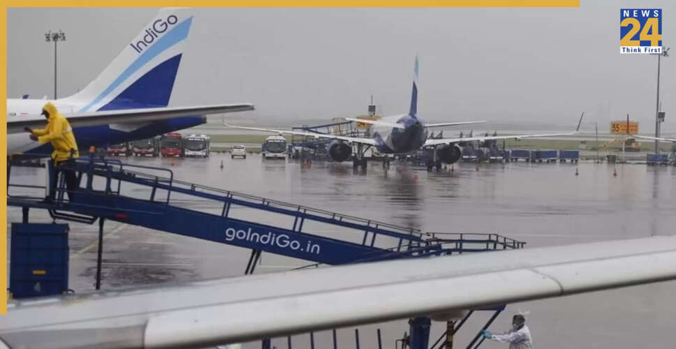 मुंबई में भारी बारिश के कारण IndiGo एयरलाइंस ने यात्रा सलाह जारी की