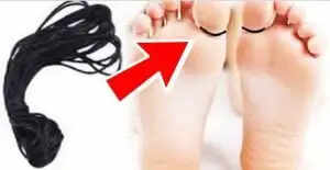 काले धागे के फायदे: नाभि की समस्याओं से राहत पाने का सरल उपाय