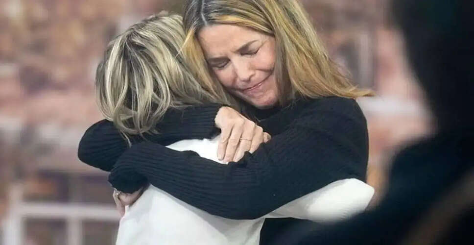 सवाना गुथ्री ने मां के लापता होने के बाद स्टूडियो में की पहली उपस्थिति