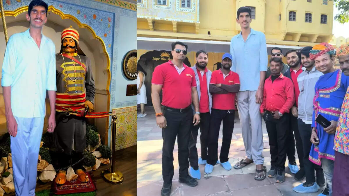 करण सिंह का जयपुर वैक्स म्यूजियम दौरा: पर्यटकों में सेल्फी की होड़