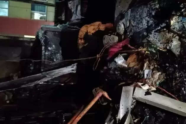जयपुर के अस्पताल में आग से आठ मरीजों की मौत, मुख्यमंत्री ने की जांच की घोषणा