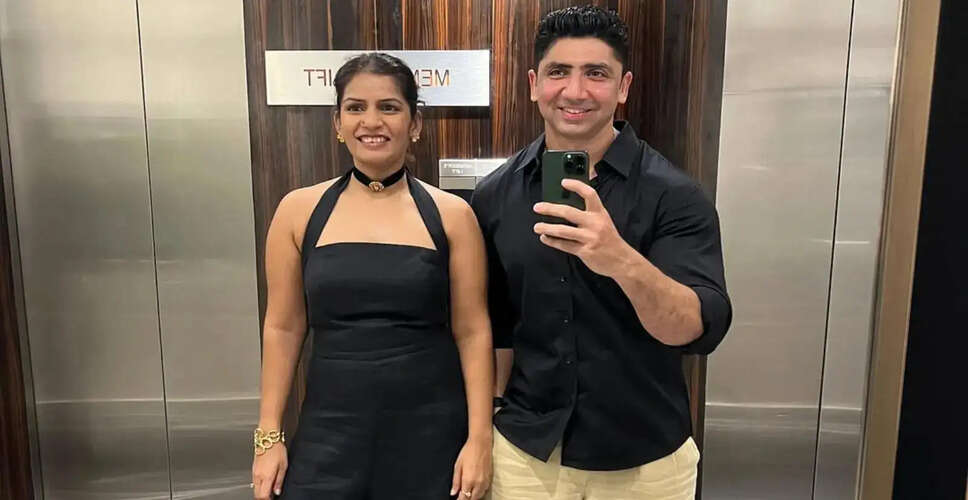 Mustafa Ahmed की पत्नी Radhieka Pandeya विवादों में, पुराने ट्वीट्स ने बढ़ाई मुश्किलें