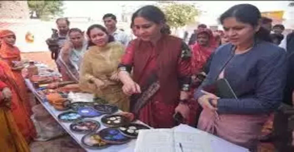 जयपुर में महिलाओं के अधिकारों पर चर्चा: स्वास्थ्य और संविधान की जानकारी