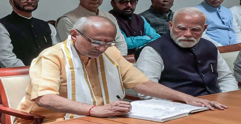 सीपी राधाकृष्णन: उपराष्ट्रपति बनने की यात्रा और पारिवारिक गर्व
