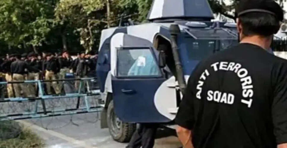 दिल्ली पुलिस ने देश विरोधी गतिविधियों में शामिल अपराधी को गिरफ्तार किया