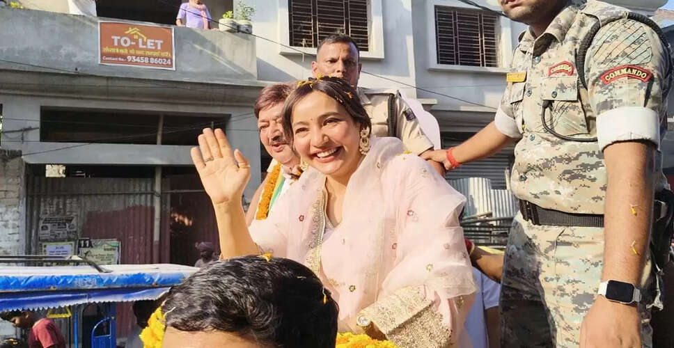 नेहा शर्मा का वायरल वीडियो: तेजस्वी-तेज प्रताप का नाम लेते हुए हुईं फिसली जुबान