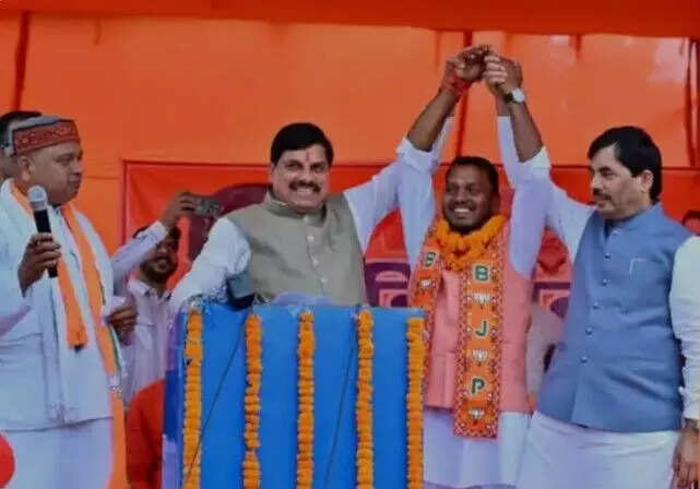 डॉ. मोहन यादव ने बिहार में चुनावी जनसभाओं को संबोधित किया