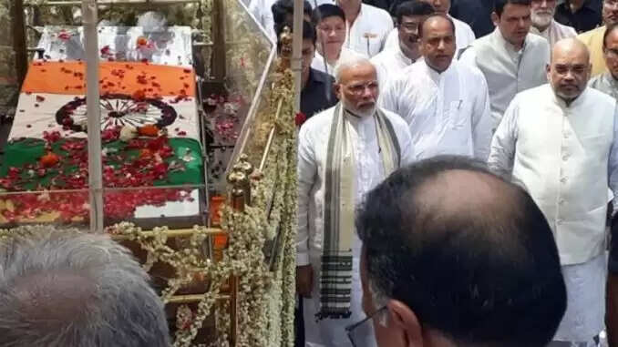 प्रो. विजय कुमार मल्होत्रा का निधन: भारतीय राजनीति में एक युग का अंत
