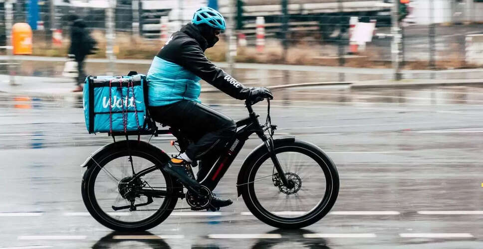 डिलीवरी बॉय की मेहनत: 5 साल में 1.43 करोड़ रुपये की बचत और कर्ज चुकाया