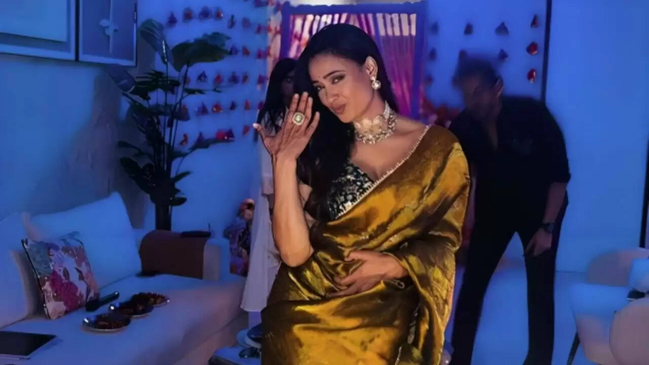 श्वेता तिवारी की दिवाली पार्टी में छाई खूबसूरती