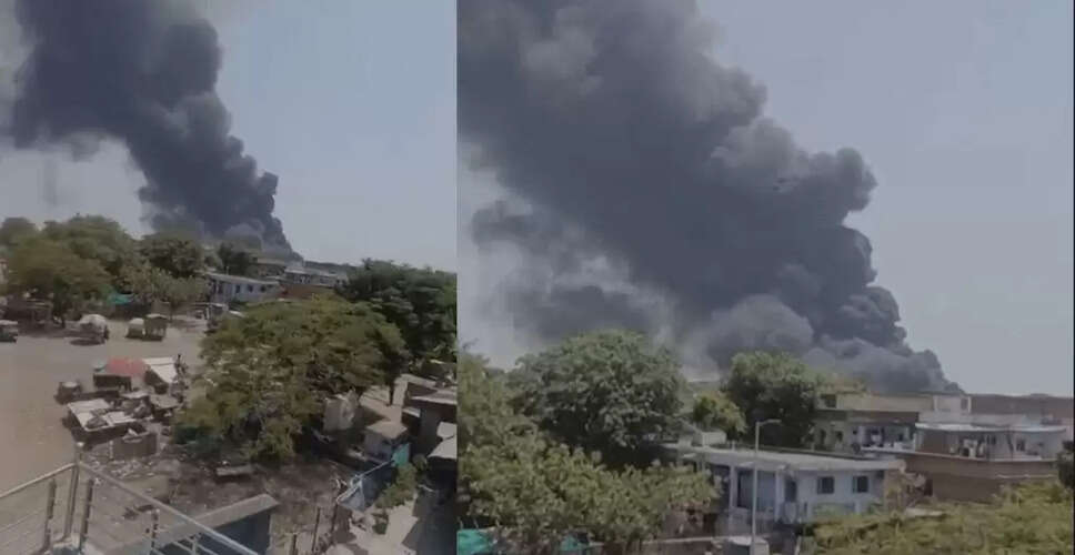 अहमदाबाद में एयर इंडिया का विमान दुर्घटनाग्रस्त, बचाव कार्य जारी