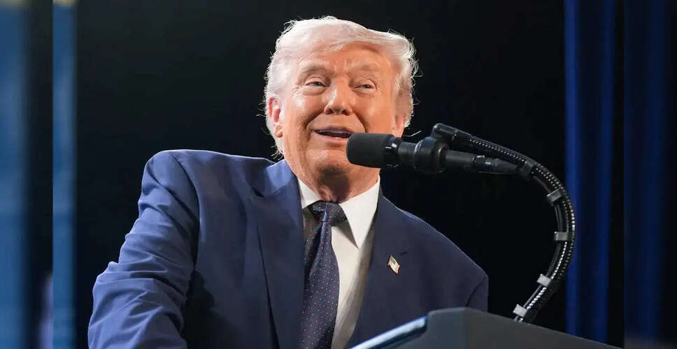 ट्रंप की आर्थिक नीतियों पर गिरता समर्थन: सर्वेक्षण के नतीजे