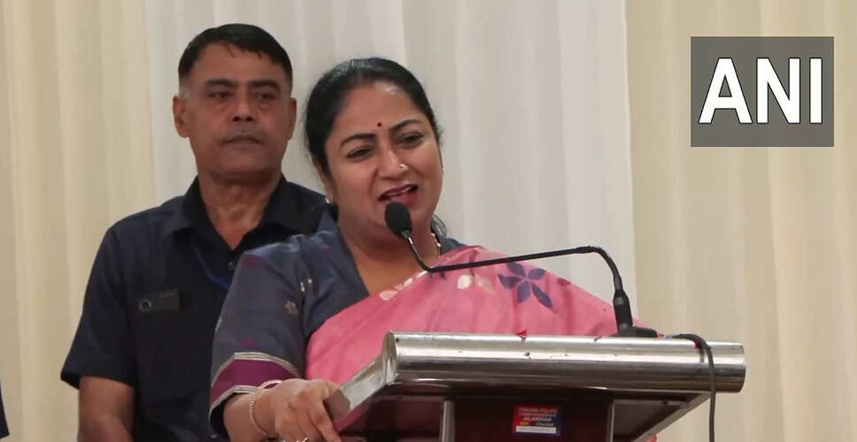 दिल्ली की मुख्यमंत्री रेखा गुप्ता ने हमले के बाद की पहली सार्वजनिक उपस्थिति में विकास की योजनाएं साझा कीं