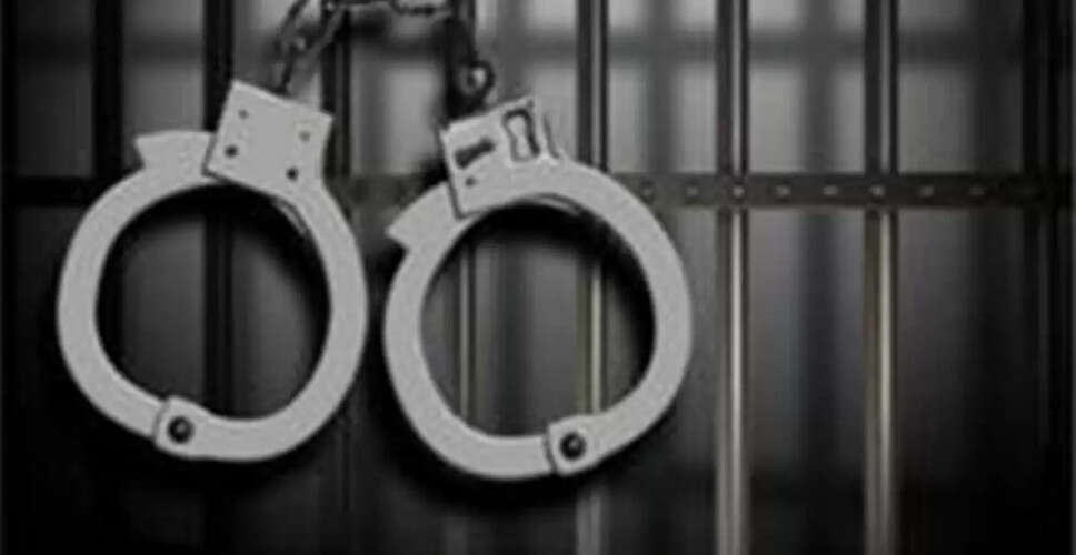 दिल्ली पुलिस के हेड कांस्टेबल पर 51 लाख रुपये की चोरी का आरोप