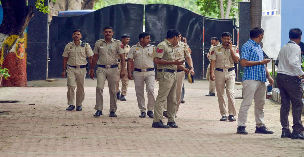 मुंबई में महिला के खिलाफ आपत्तिजनक टिप्पणी पर सचिव के खिलाफ मामला दर्ज