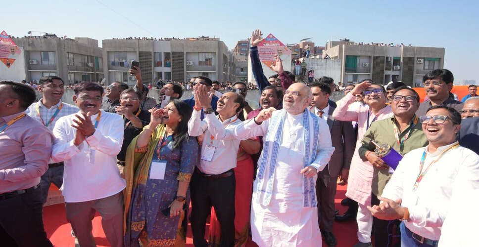 अमित शाह ने उत्तरायण पर्व पर श्री जगन्नाथ मंदिर में की पूजा