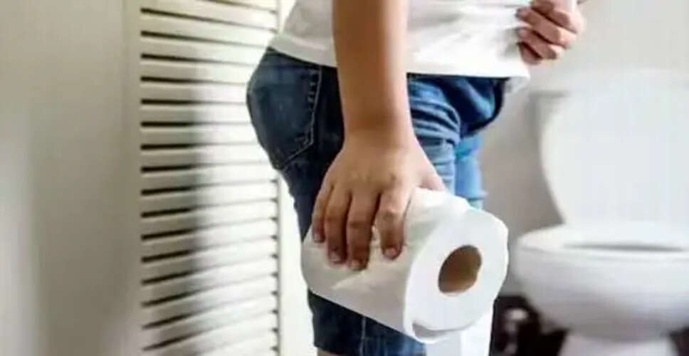 पेशाब में झाग: स्वास्थ्य समस्याओं के संकेत और आवश्यक परीक्षण