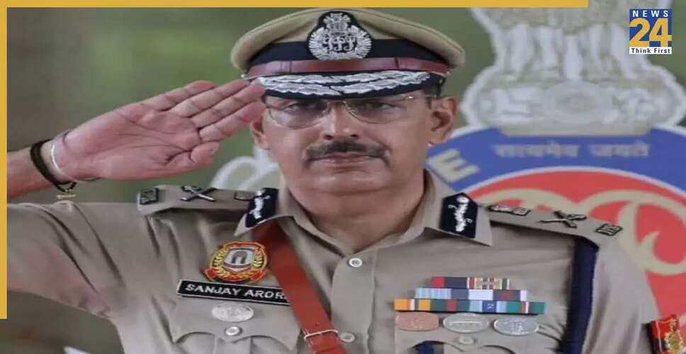 दिल्ली पुलिस के नए कमिश्नर के रूप में सतीश गोल्चा की नियुक्ति