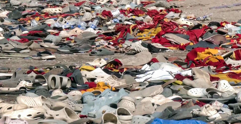 आंध्र प्रदेश में वेंकटेश्वर मंदिर में भगदड़ से 9 की मौत, कई घायल