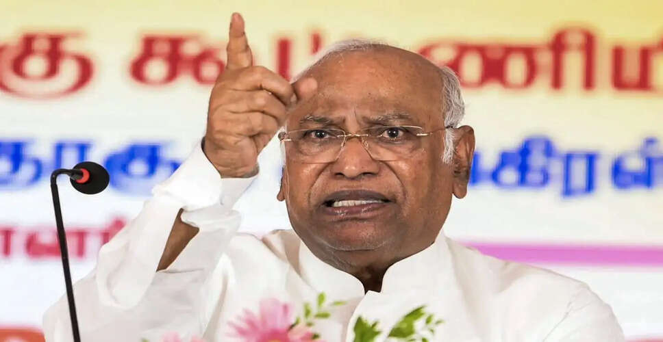 कांग्रेस अध्यक्ष खरगे ने ईंधन मूल्य वृद्धि पर भाजपा की आलोचना की